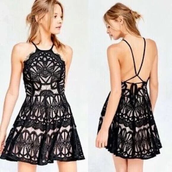 NEW! Urban Outfitters Glamorous Black Lace Flare Halter mini dress Medium $129 - Picture 1 of 6